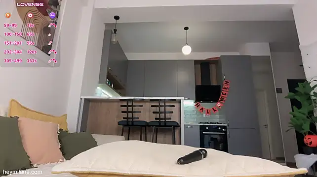 GlaydsLeveto live cam on StripChat