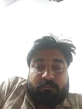Raju_fuckerr live cam on StripChat