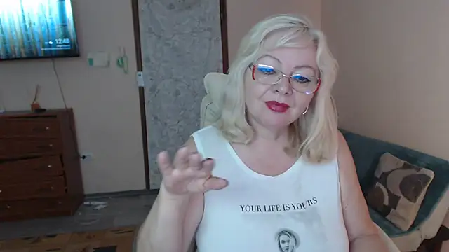 LavandaMay webcam