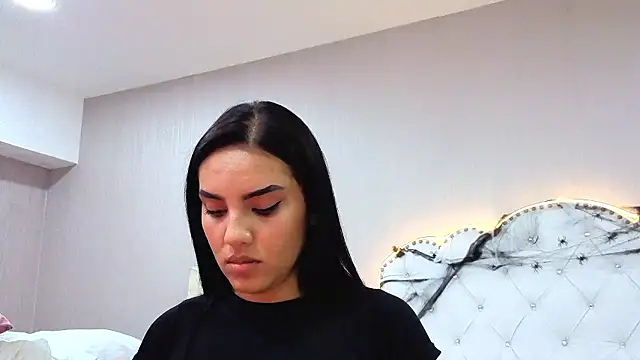 Valen_Abella