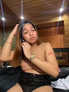 sluttycummer_juliana