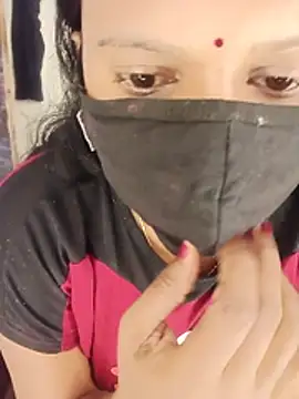 juli_baby89 live cam on StripChat