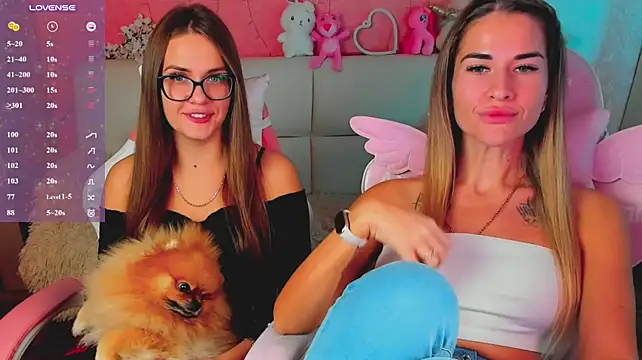 hotty_girls_here (G young) - HOT KISS