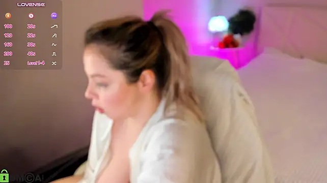 WetLuna1 webcam