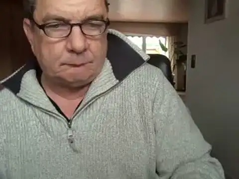 nobbie444 (M mature) - naked