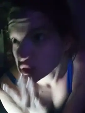 freakydeafgirl (Ask my age) - 💜 Help Me Reach My Dreams