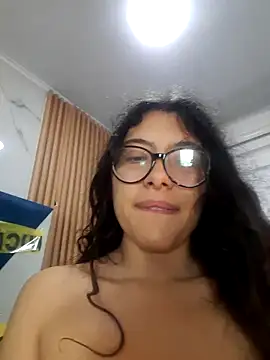 olivia_collinns1 (F teen) - Spank ass