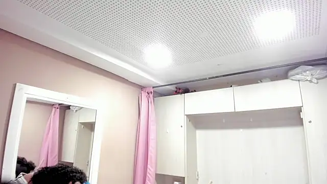 KiomaraaBaker