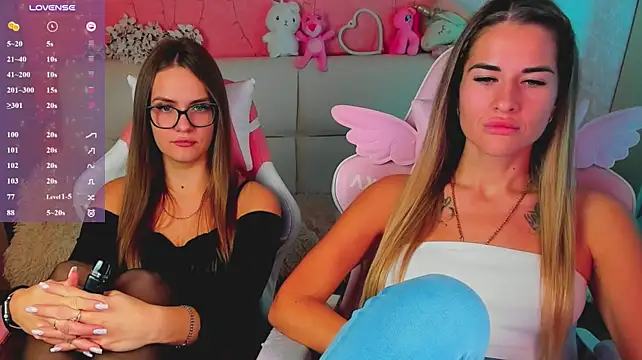 hotty_girls_here