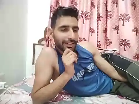 bigcockboy1121 live cam on StripChat