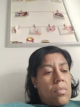 molly_newman6 (F milf) - gently touch me and have me wet💦