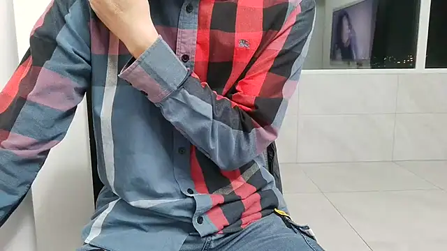 nole_china7 (Ask my age) - Talk ​and ​Fun 来聊天，来玩耍