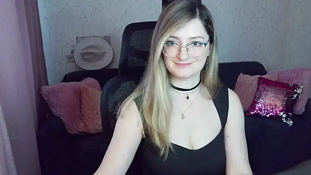 Arielsssplash live cam on StripChat