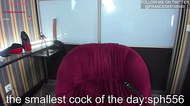 FrancesYork live cam on StripChat