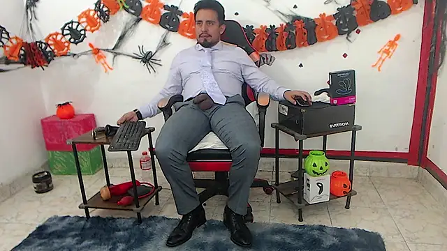 KalethBigDick live cam on StripChat