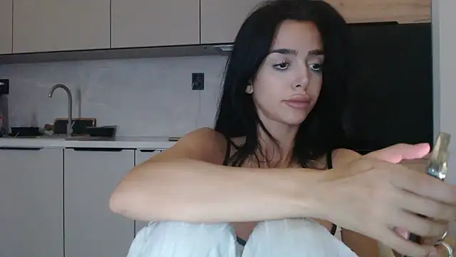 gloriyapg@xh (F young) - Last tipper gets 4 couple videos