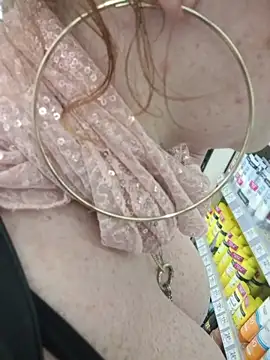 nakedgarbageperson webcam