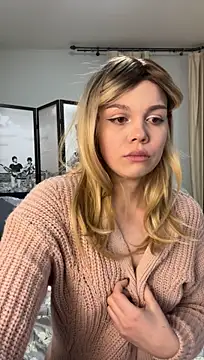 TalyaMeow webcam