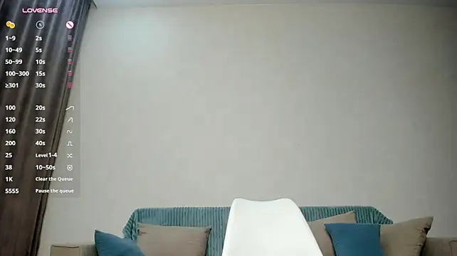 xo_niya (F young) - Fingering pussy