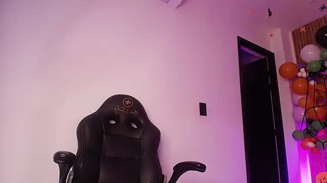 Val_daniiels
