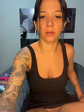 BiaDomeBiaDominatrix