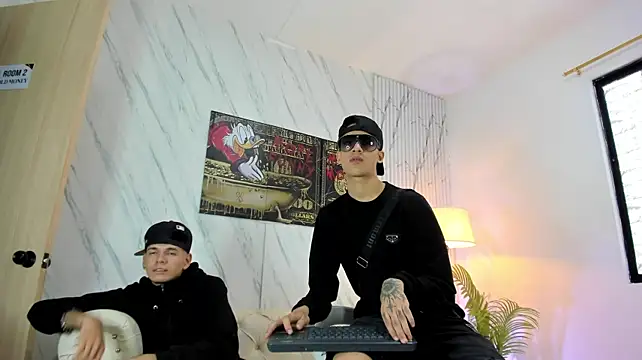 COOL_BOYS2