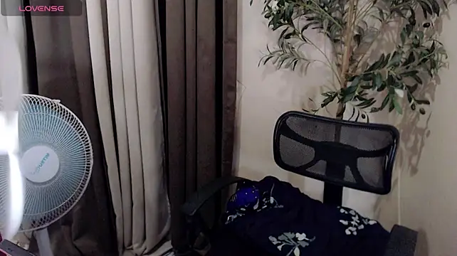 Scarlet_Kisses