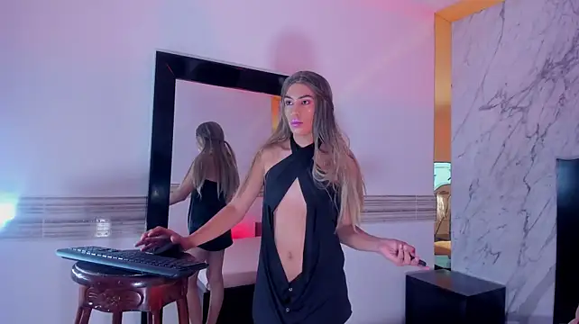 Angela_Monrroe