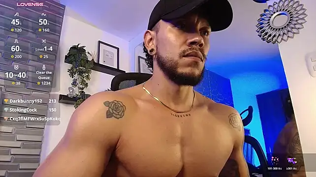 ARON_TAYLER01