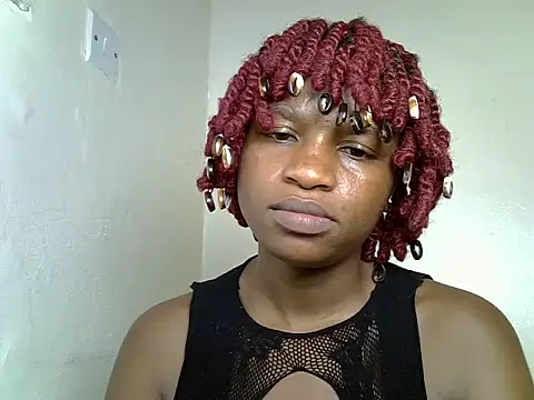 sweetpee68 live cam on StripChat