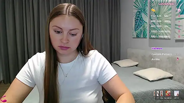mia_bloomy live cam on StripChat