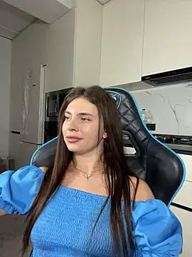CurlyLara live sex cam