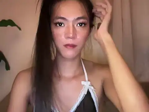 slimladyxoxo live cam on StripChat