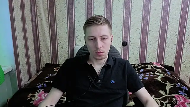 Darien_Brown live cam on StripChat