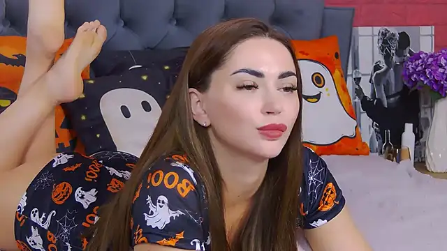 Agnessa live cam on StripChat