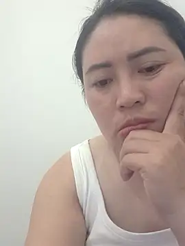 yun_2006 live cam on StripChat