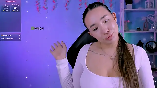 dominika_glow live cam on StripChat