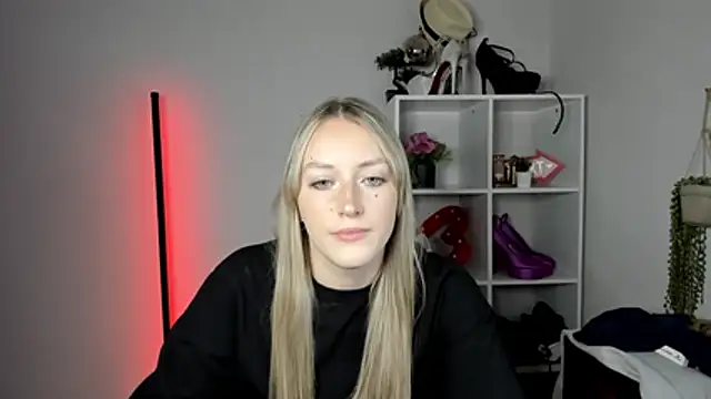 EvelynBlond