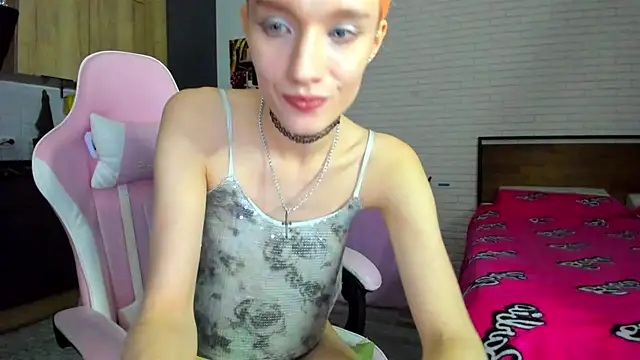 Model: _Alice_Kitty