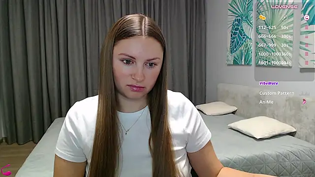 mia_bloomy live cam on StripChat
