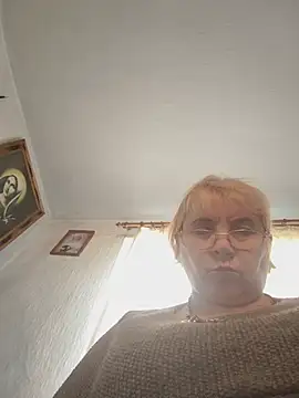 Elena_Beautiful784
