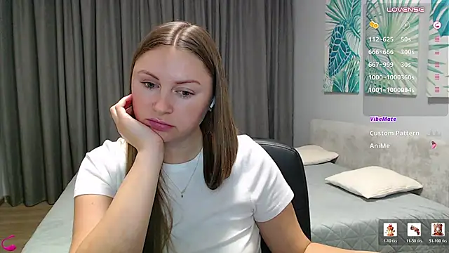 mia_bloomy live cam on StripChat