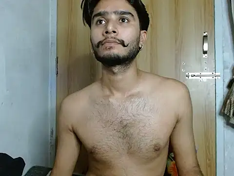 CoralN live cam on StripChat