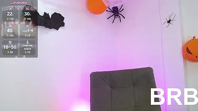 triiangel_latinboy webcam