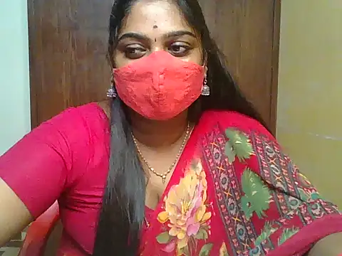 Tamil_hot_Shalini live cam on StripChat