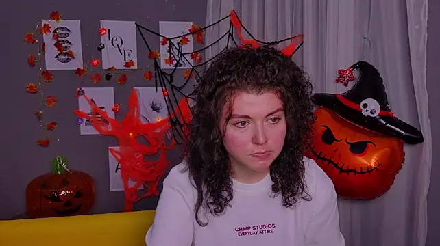 YuliaRewis_ webcam