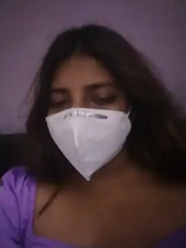 Lavanya09 live cam on StripChat