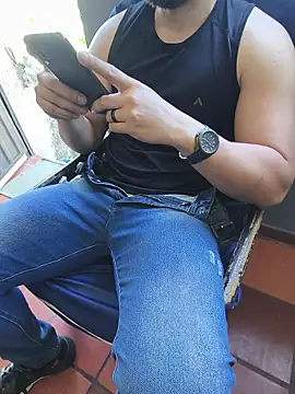 jacson_w8 live cam on StripChat