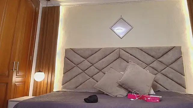 Raquel_jones webcam