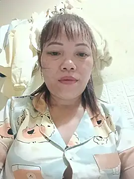 Sana-vn live cam on StripChat